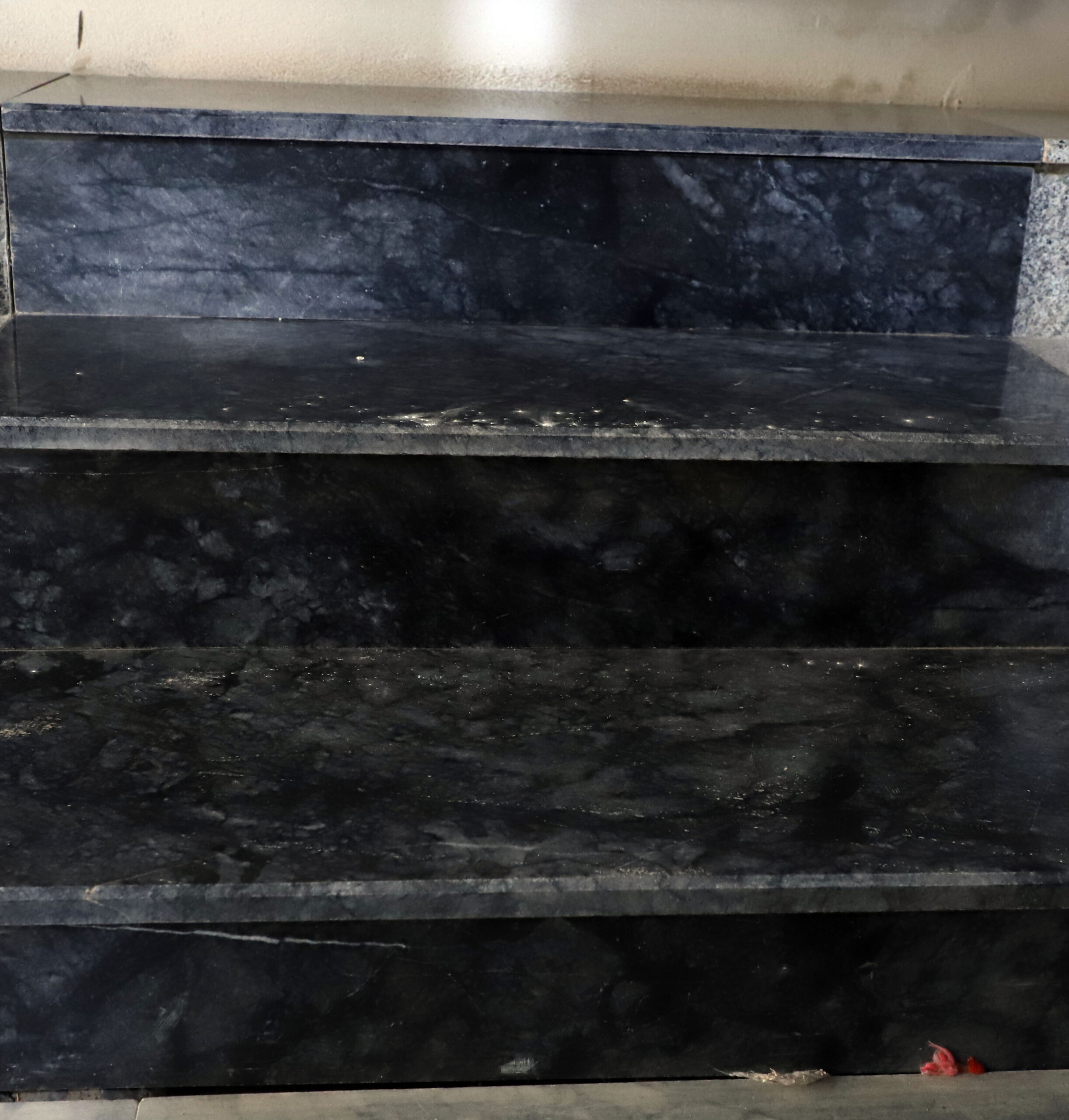 Silky Black - Steps/Stairs